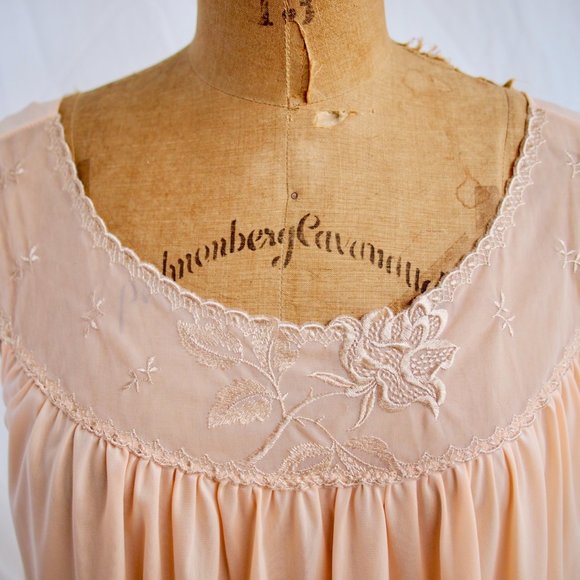 vtg PHILMAID Orange Retro Nylon Silky Short Nightgown Floral Embroidery 36/38 - Picture 4 of 8